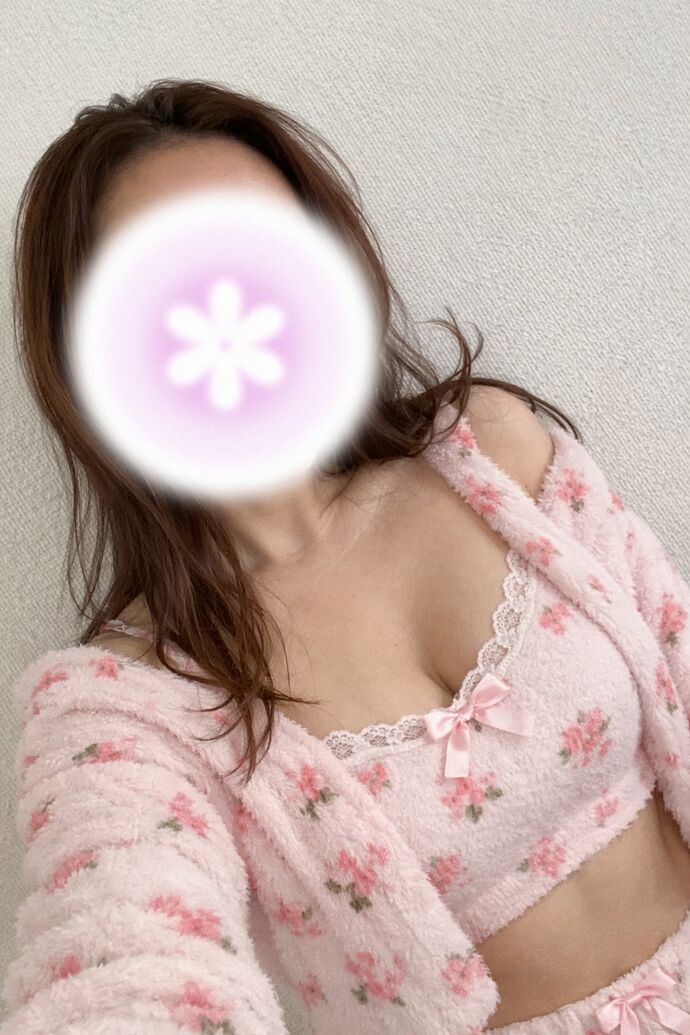 23時まで労働。笑