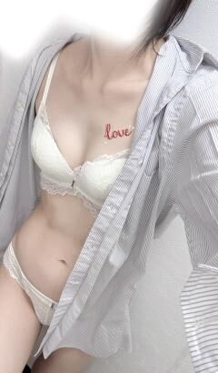 リナ（新人）