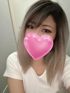 あくあ【小悪魔系美女】